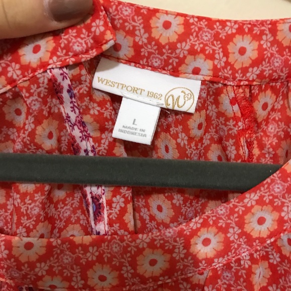 Colorful open shoulder top - Picture 2 of 4